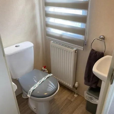 Spacious Holiday Home - Romney Sands Littlestone-on-Sea Exterior photo