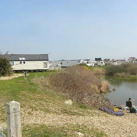 Spacious Holiday Home - Romney Sands Littlestone-on-Sea Exterior photo