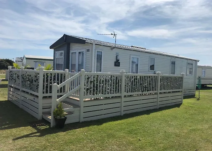 Spacious Holiday Home - Romney Sands