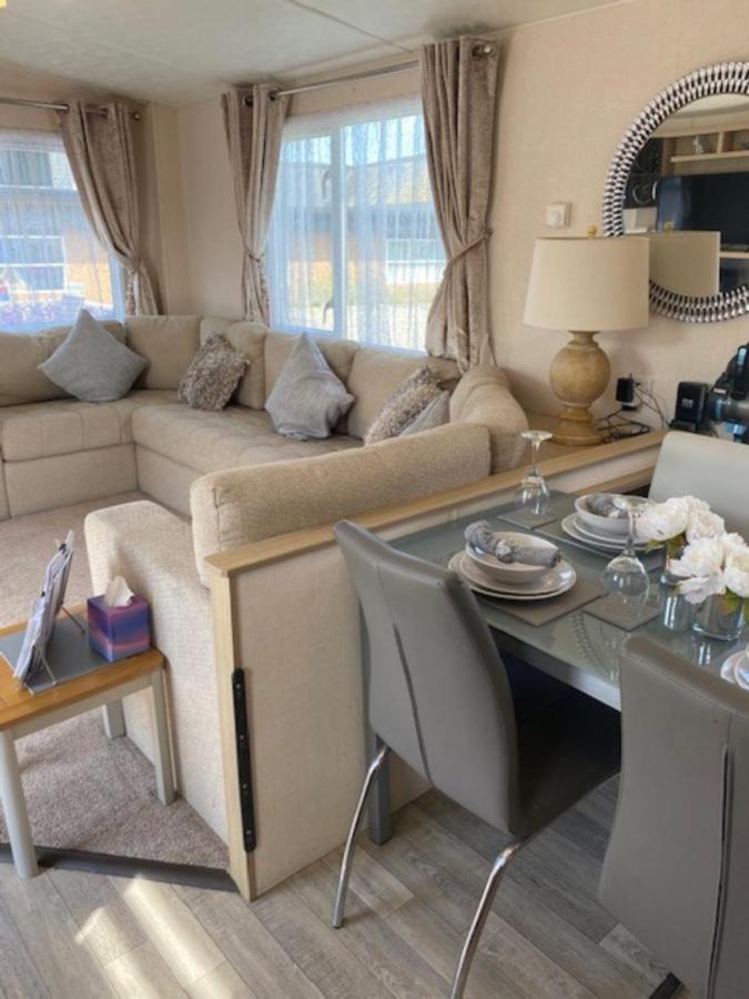 Spacious - Romney Sands